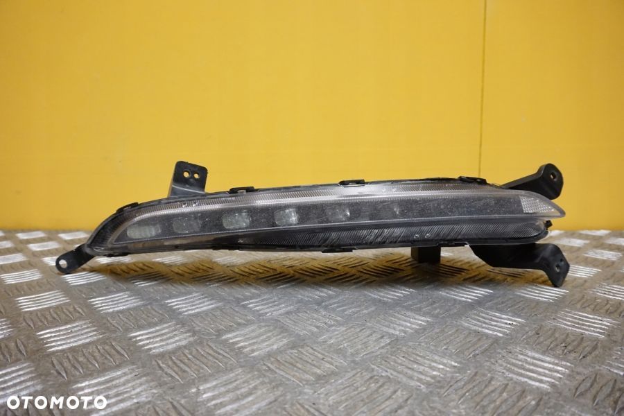 HYUNDAI SONATA 2016 - LAMPA LED DRL HALOGEN PRZÓD PRAWA USA - 1