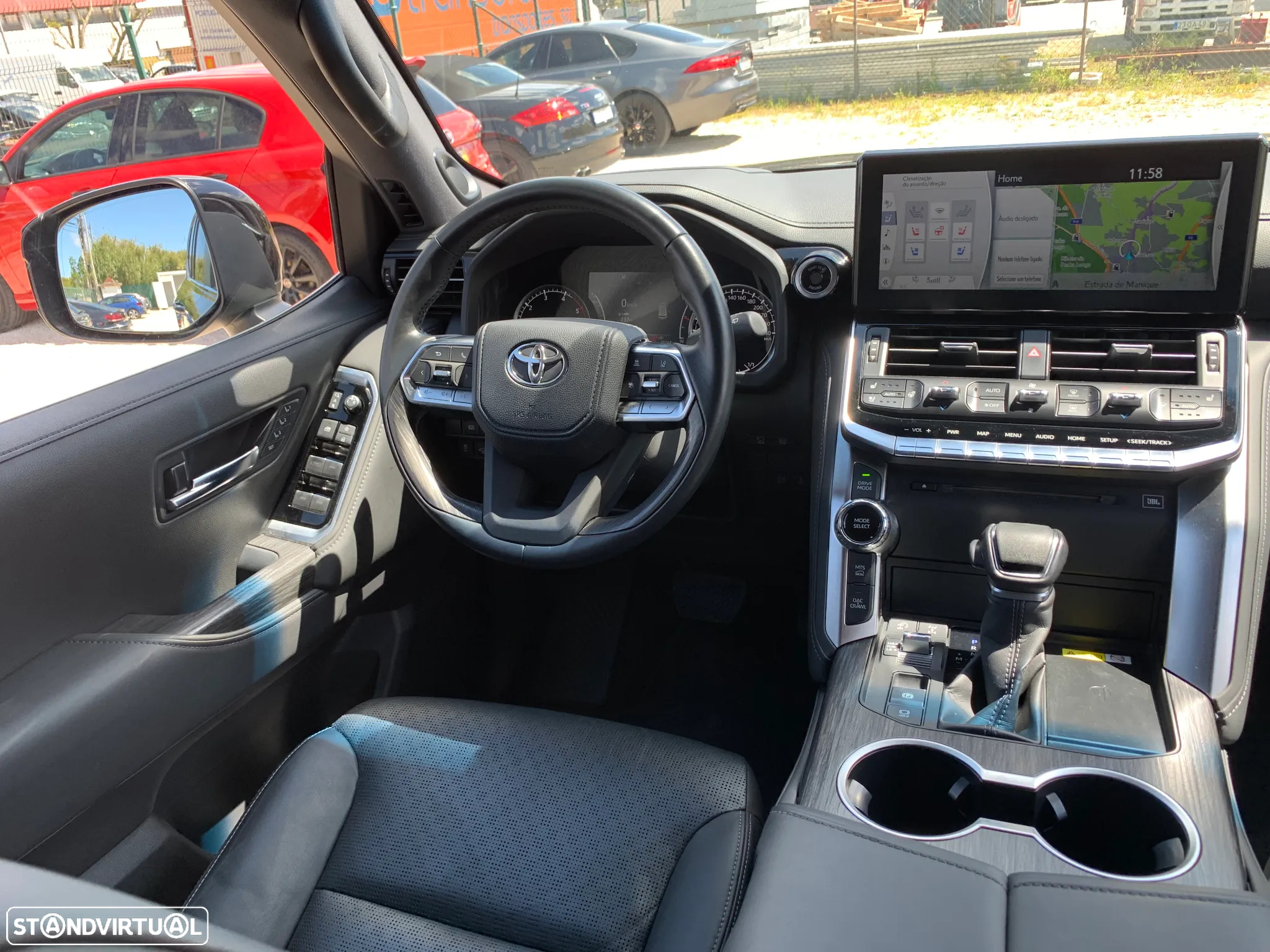 Toyota Land Cruiser - 20