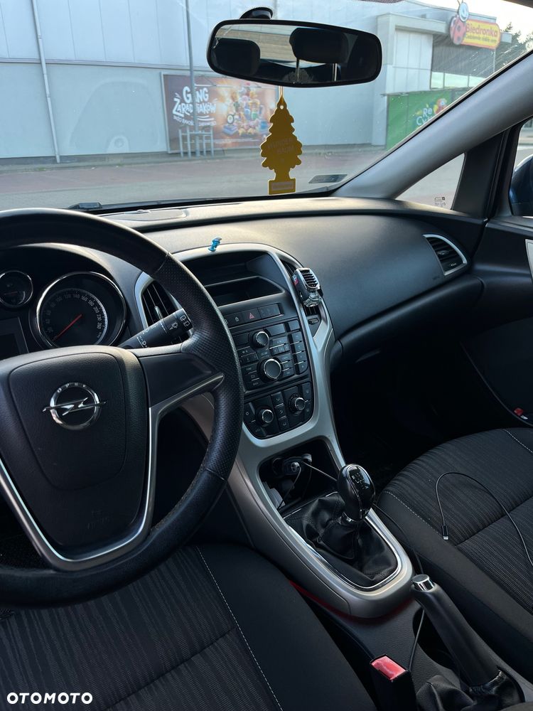Opel Astra 1.4 ecoFLEX - 9