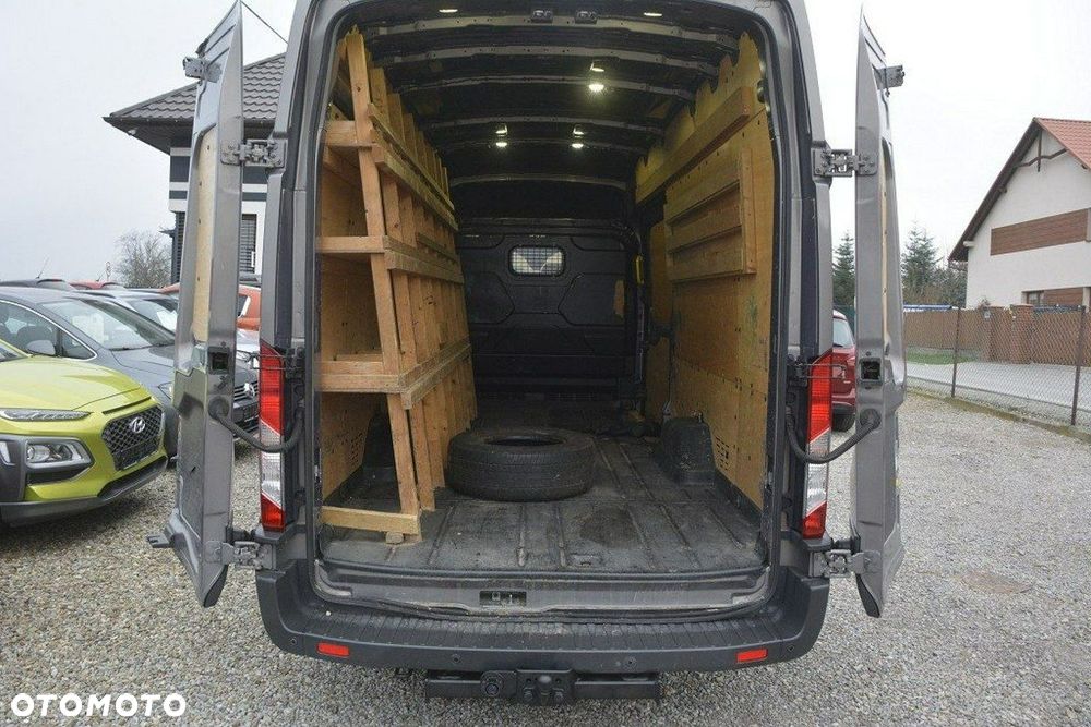 Ford Transit - 28