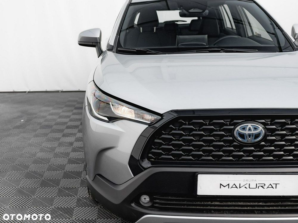 Toyota Corolla Cross - 9