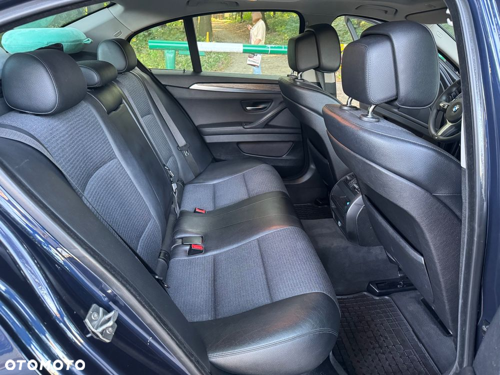 BMW Seria 5 520d - 7