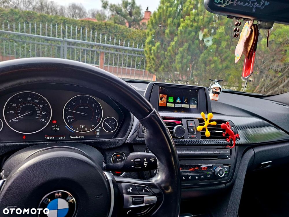 BMW Seria 3 320i - 6