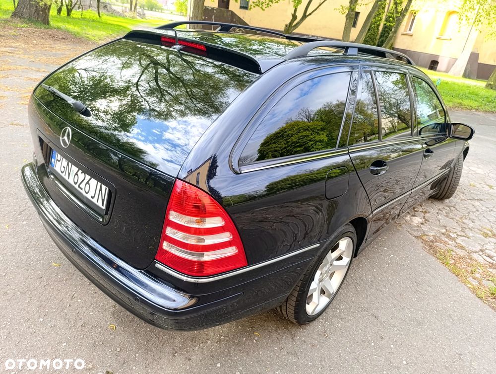 Mercedes-Benz Klasa C 180 Kompressor Automatik Avantgarde Sport Edition - 8