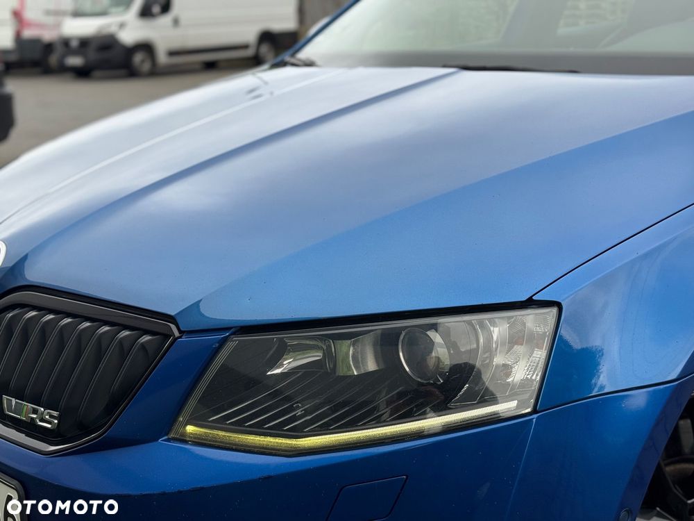 Skoda Octavia 2.0 TDI DSG RS - 15