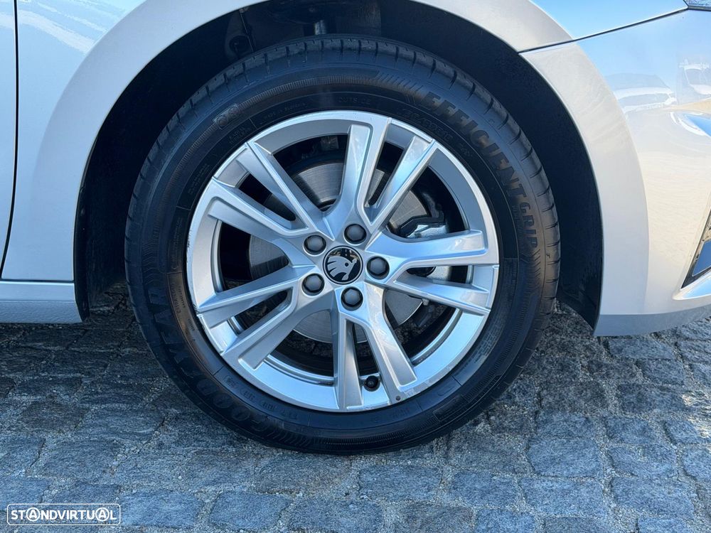 Skoda Fabia 1.0 TSI Selection DSG - 19