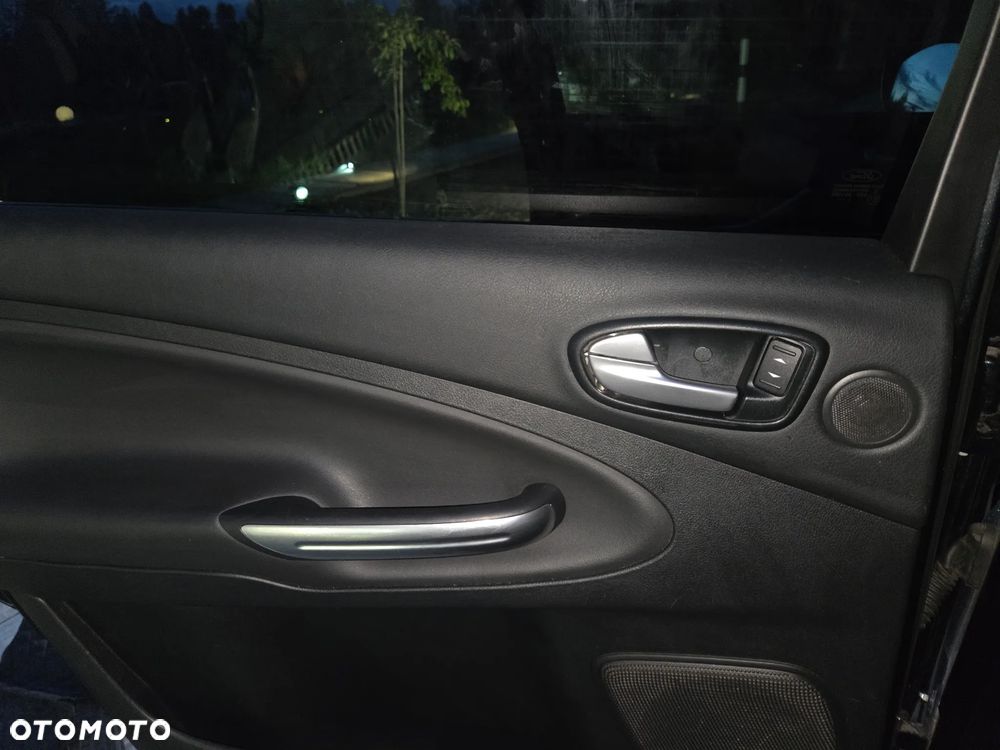Ford S-Max 2.0 TDCi DPF Titanium - 30