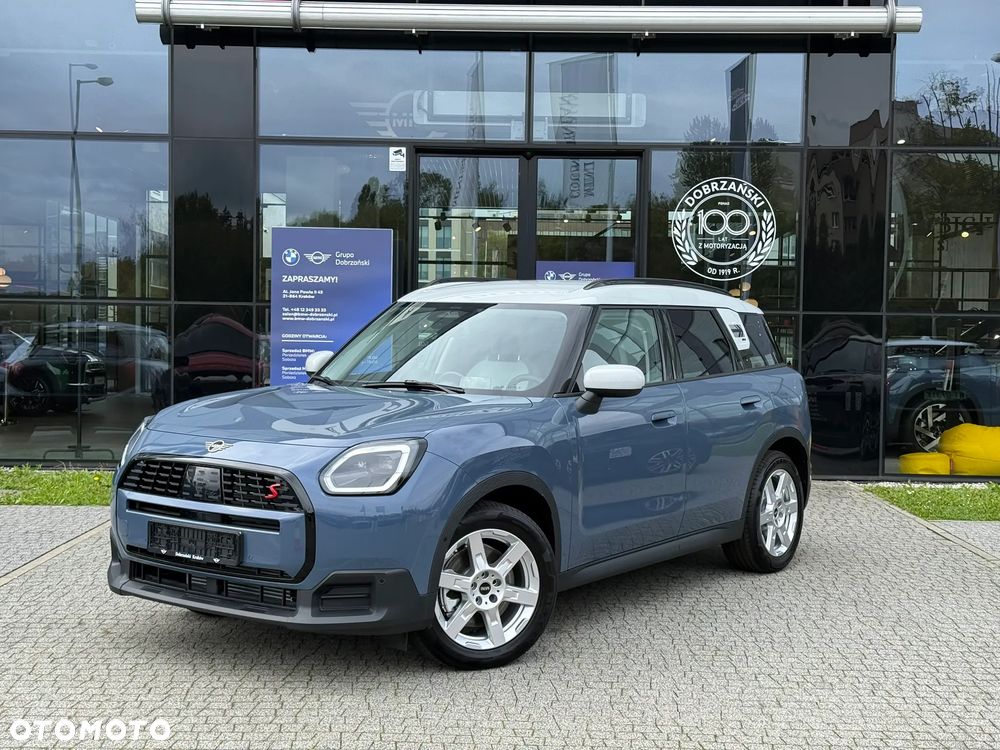 MINI Countryman Cooper S ALL4 Classic Trim - 2