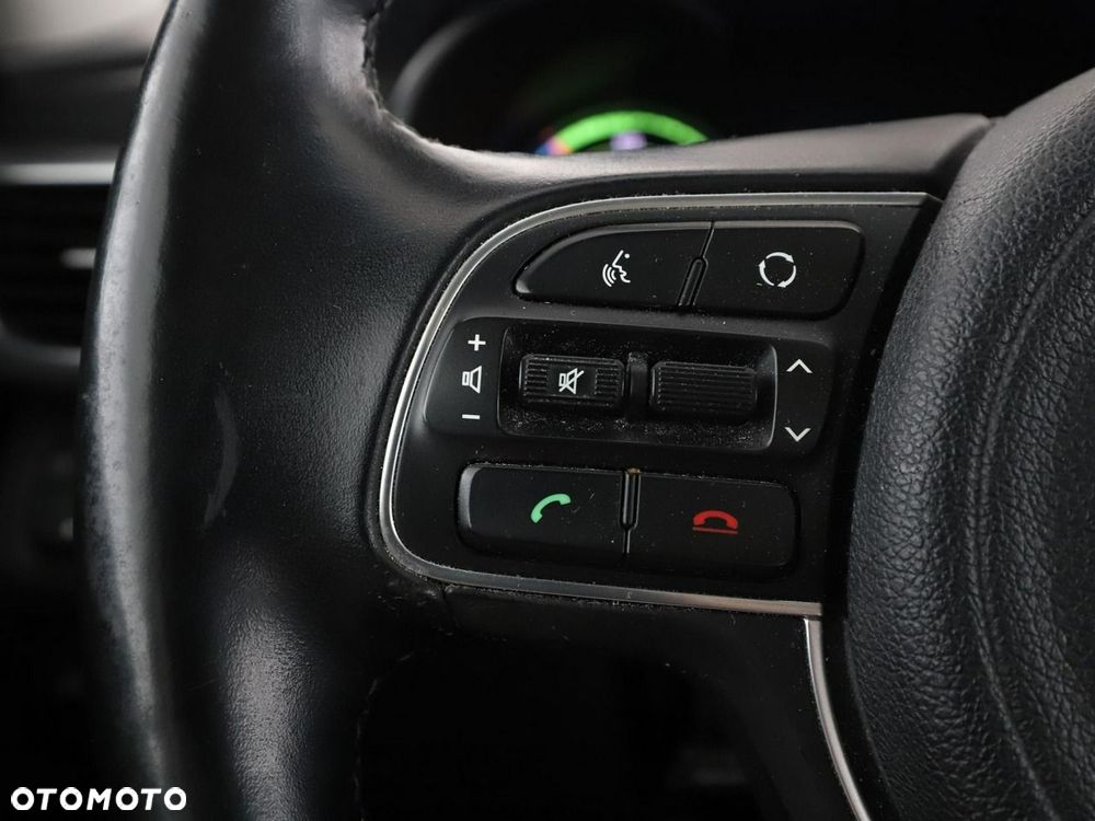 Kia Optima Plug-in Hybrid - 35