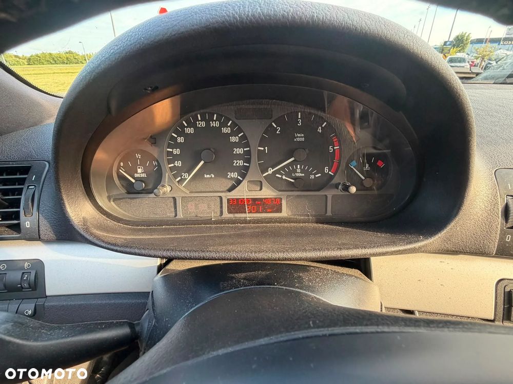 BMW Seria 3 320d - 11
