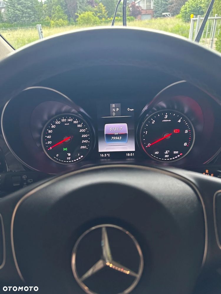 Mercedes-Benz Klasa V 300 d 9G-Tronic - 9