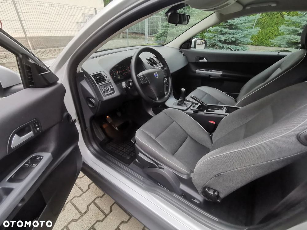Volvo C30 D2 R-Design - 13