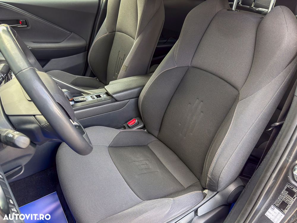 Toyota C-HR 1.8 Hybrid Business Edition - 14