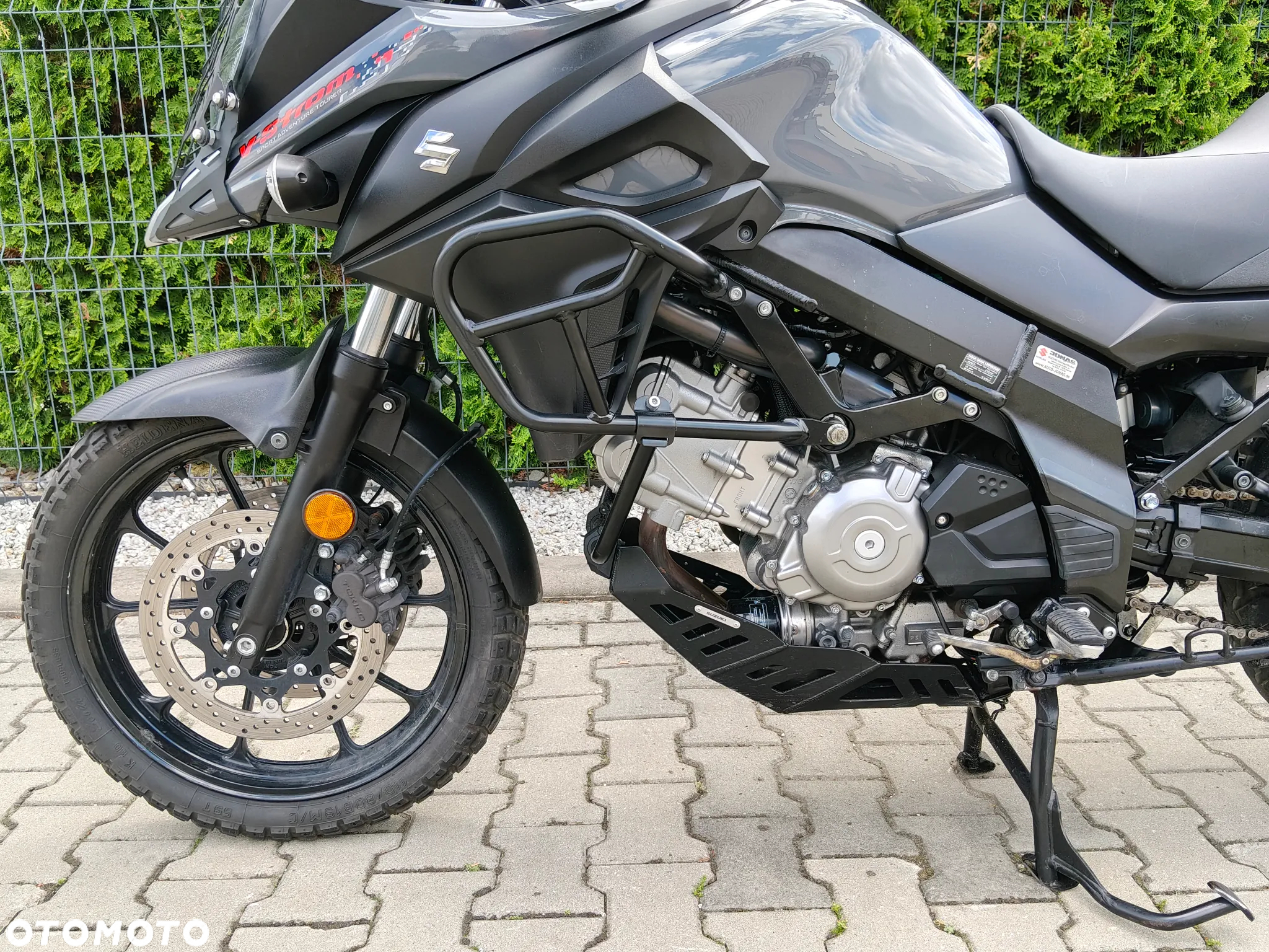 Suzuki V-STROM - 13