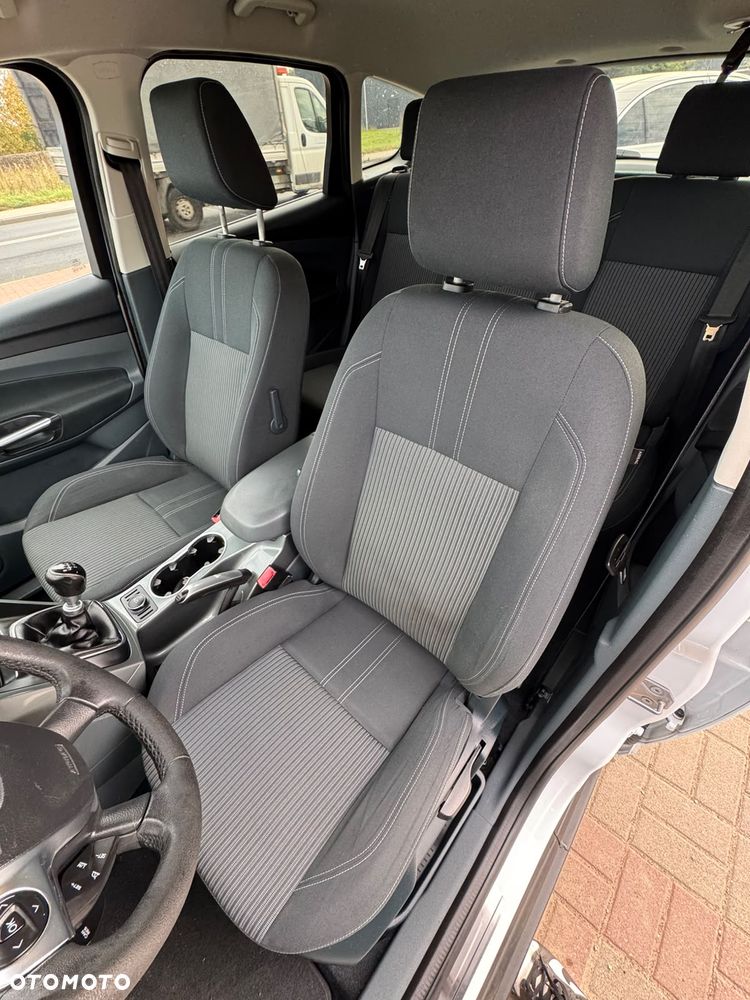 Ford C-MAX - 12