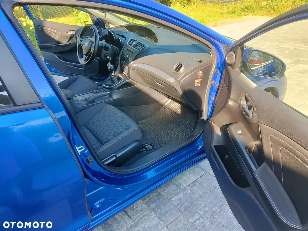 Honda Civic 1.8 Elegance - 17