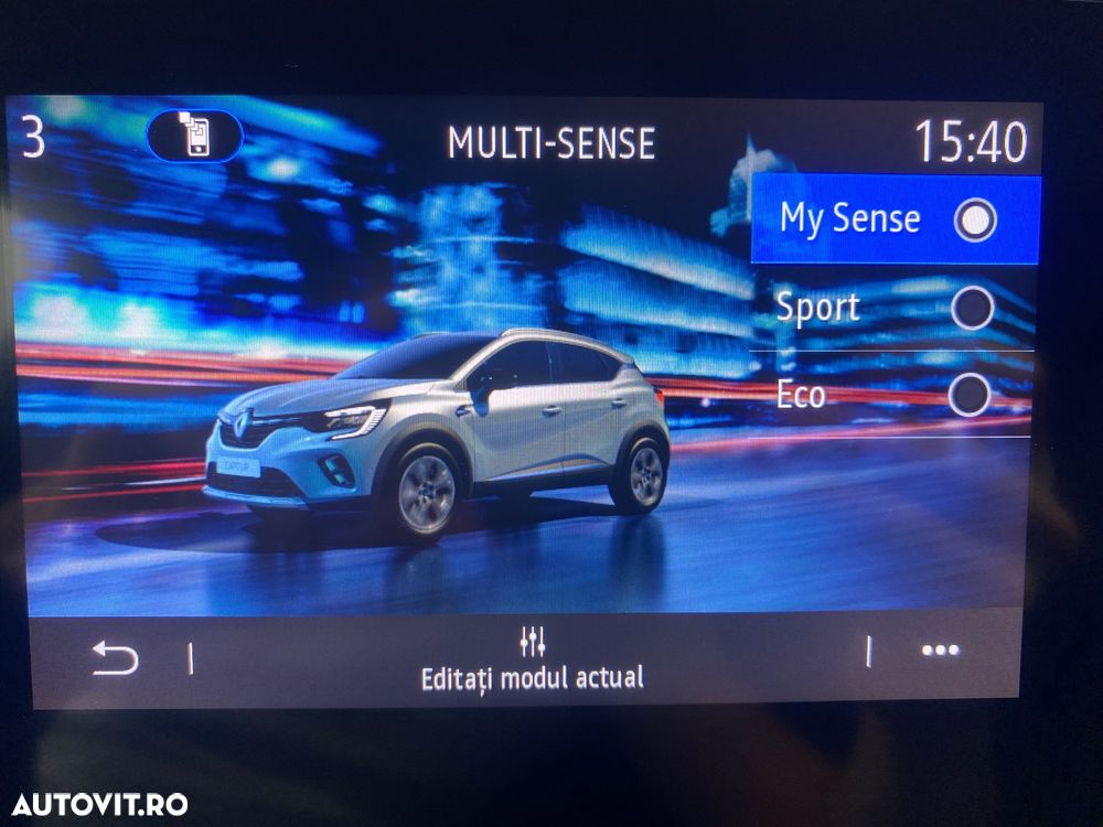 Renault Captur MHEV 140 Techno - 28