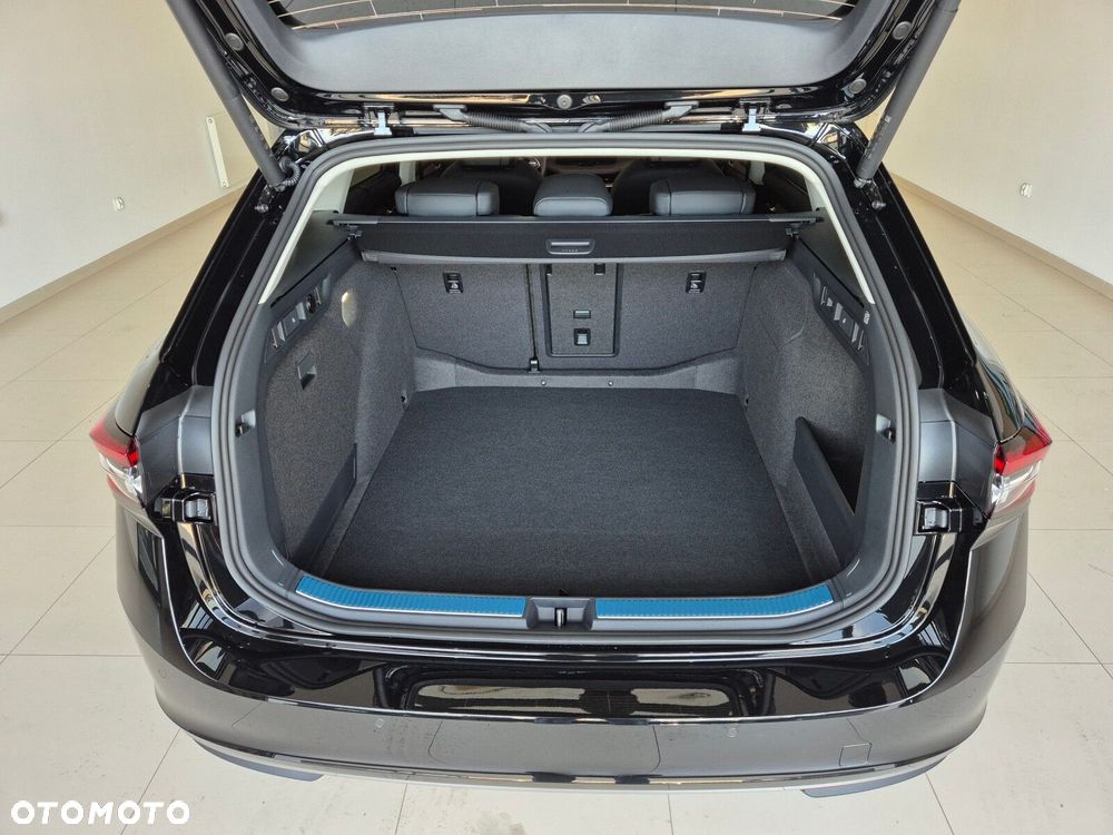 Skoda Superb 2.0 TDI SCR 4x4 L&K DSG - 24