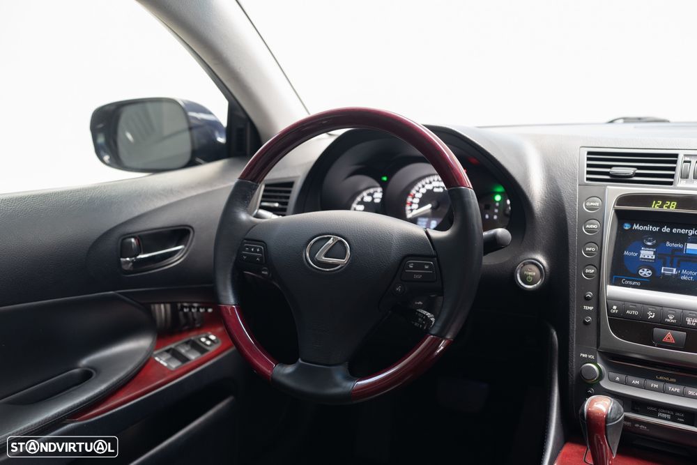 Lexus GS 450h - 30