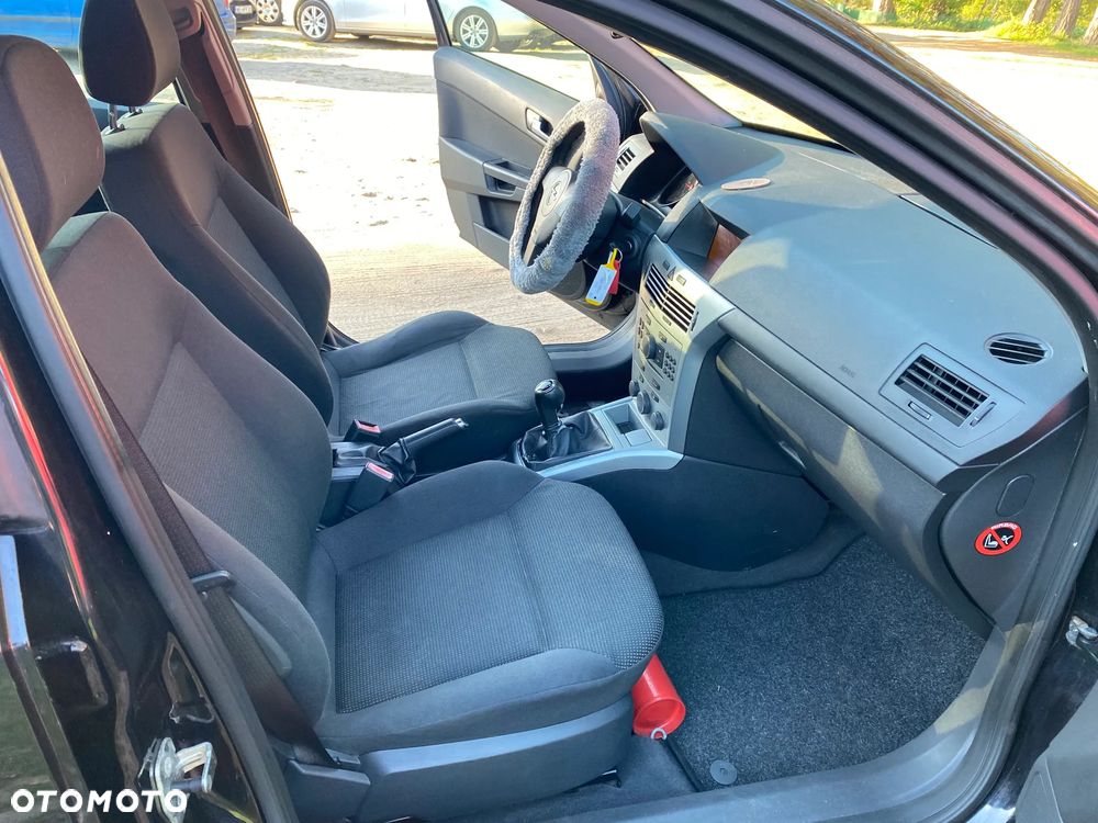 Opel Astra 1.7 CDTI DPF Design Edition - 15