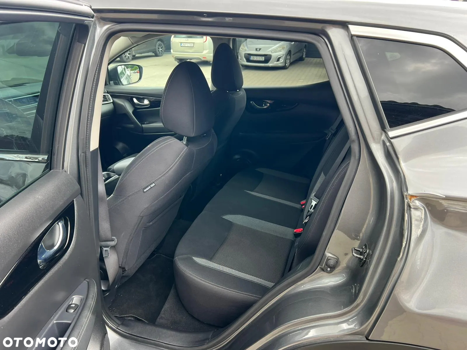 Nissan Qashqai 1.5 dCi Tekna - 9