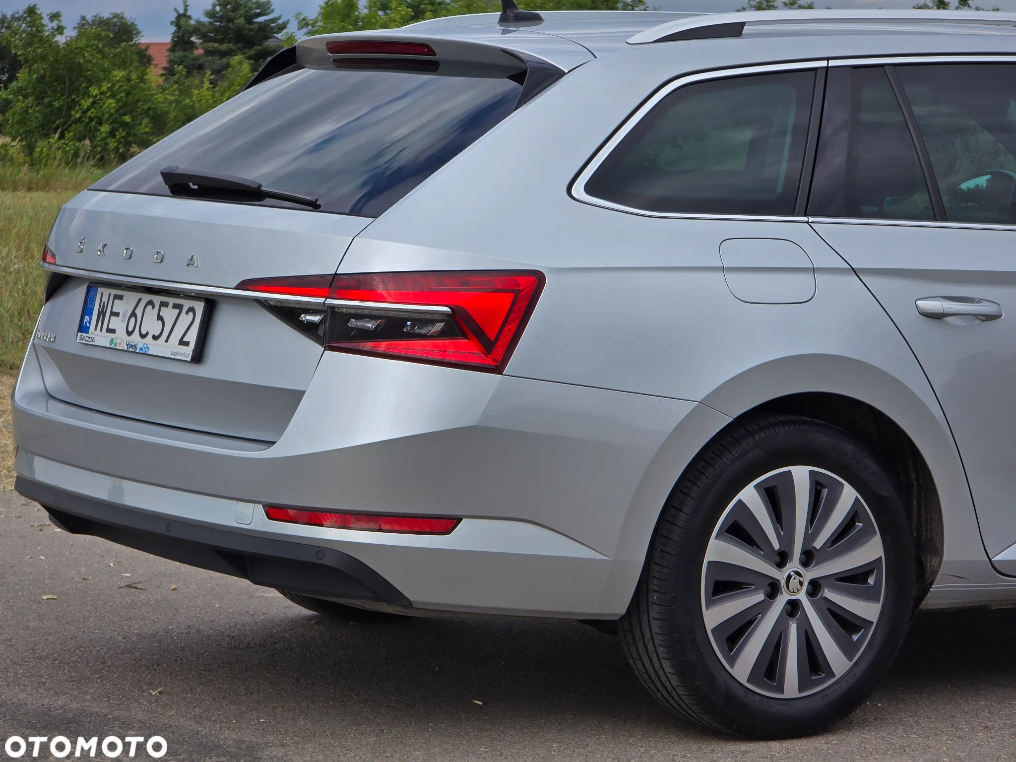 Skoda Superb 2.0 TDI SCR Style DSG - 13
