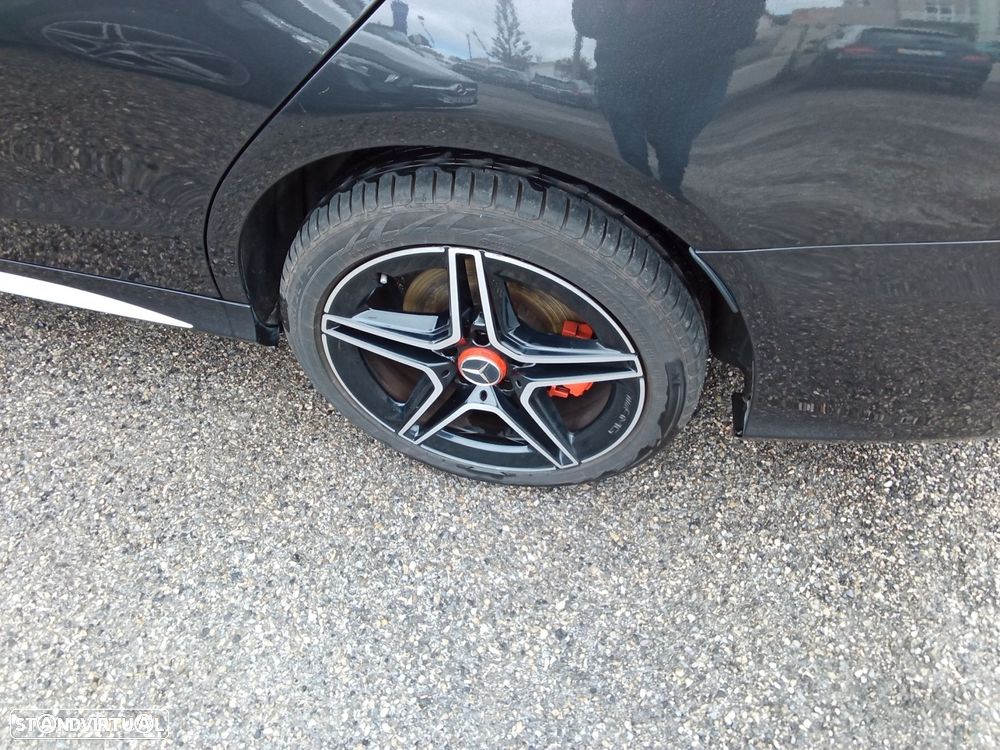 Mercedes-Benz C 300 de AMG Line - 12