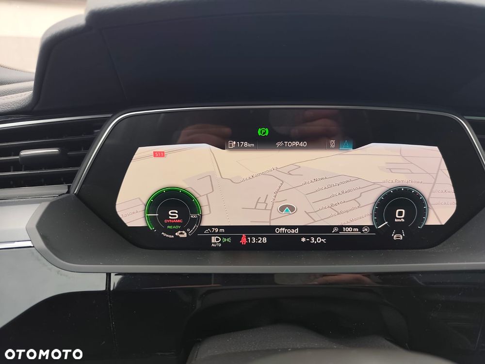 Audi e-tron 55 Quattro Advanced - 31