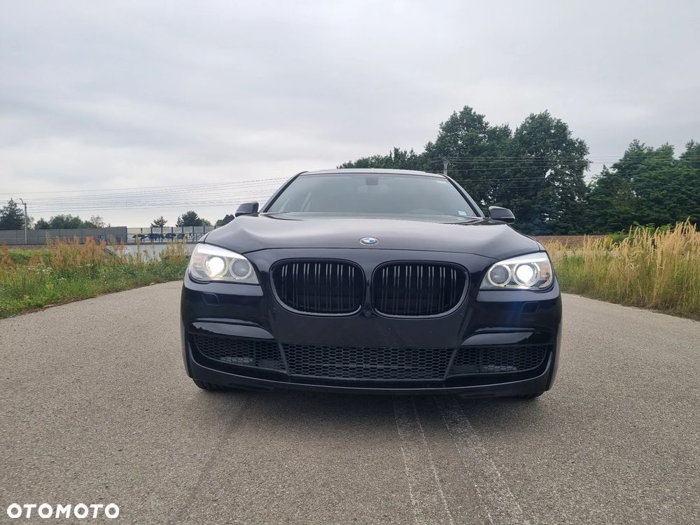 BMW Seria 7 740Li - 2