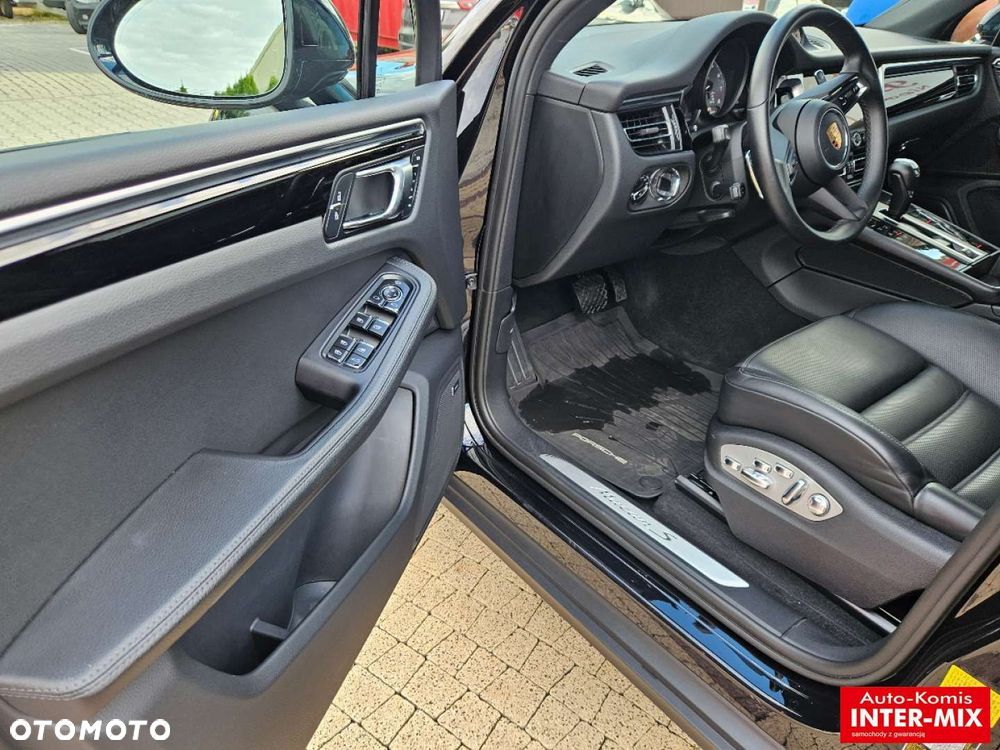 Porsche Macan - 23