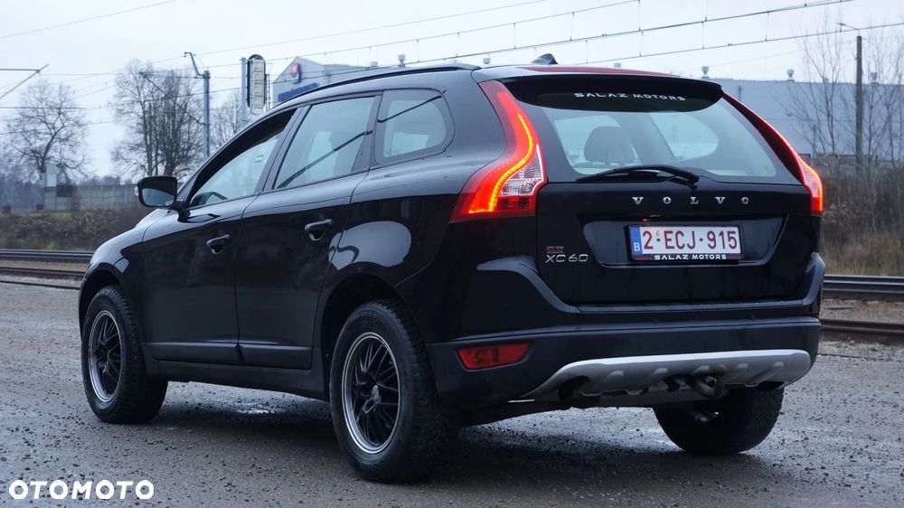 Volvo XC 60 D3 Momentum - 6