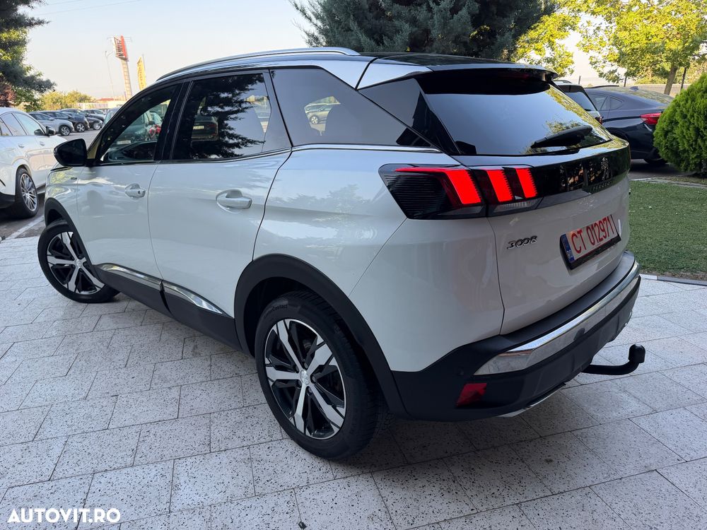 Peugeot 3008 1.2 PureTech 130 EAT8 GT - 28