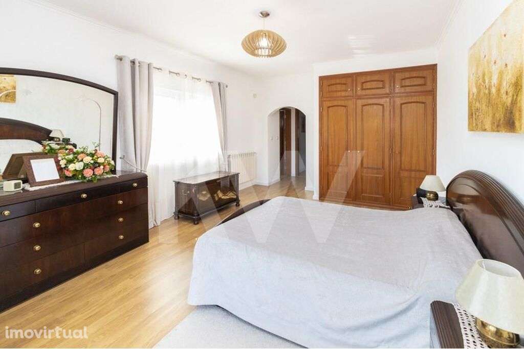 Moradia Duplex - Sintra - Piscina e Garagem - Grande imagem: 5/28