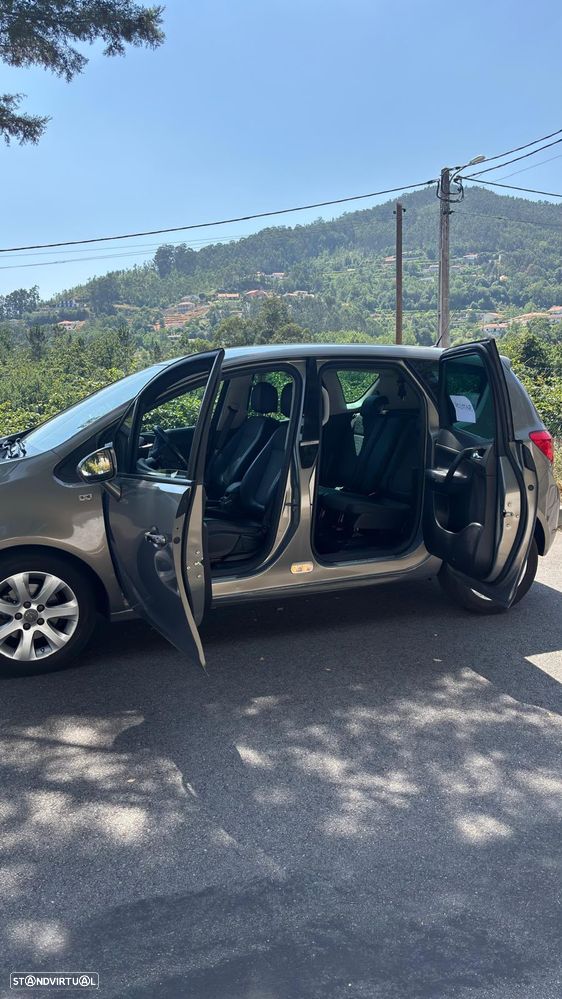 Opel Meriva 1.3 CDTI Cosmo - 3