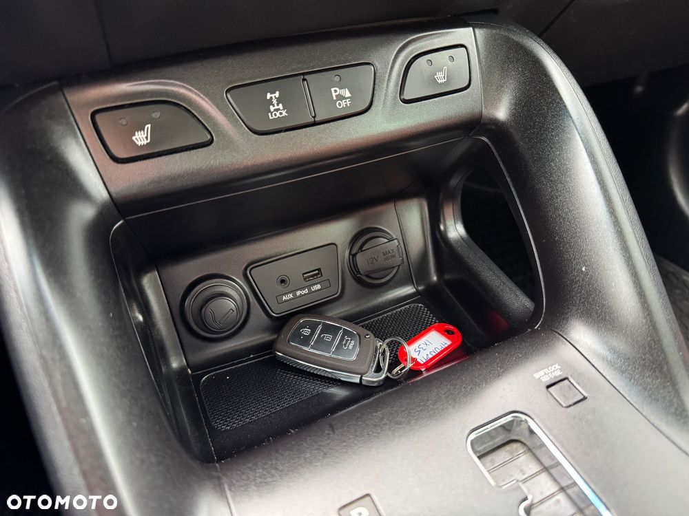 Hyundai ix35 1.7 CRDi 2WD Fifa World Cup Edition - 24
