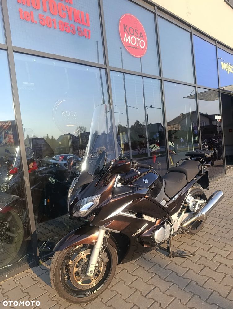 Yamaha FJR - 13