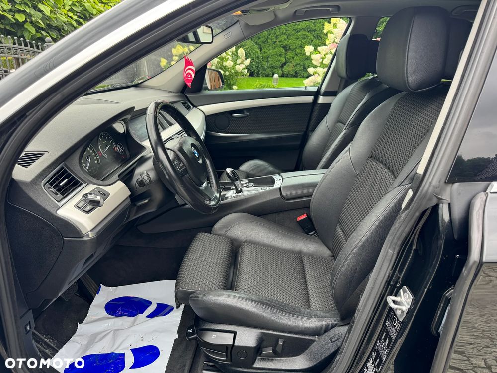 BMW 5GT 535i xDrive Gran Turismo - 29