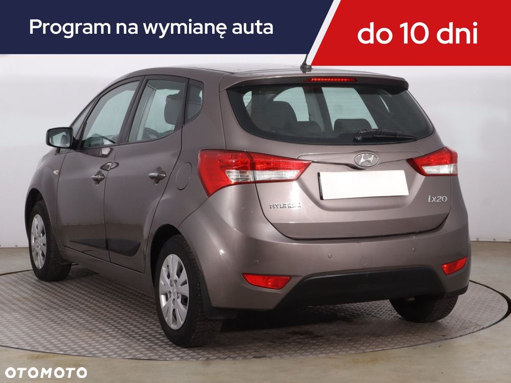 Hyundai ix20 - 5