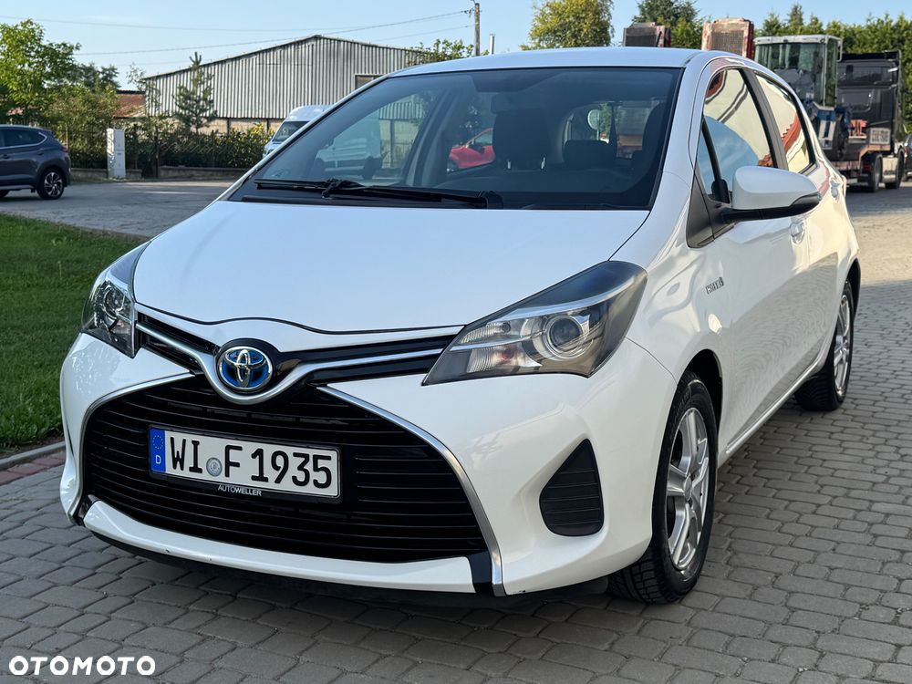 Toyota Yaris - 25