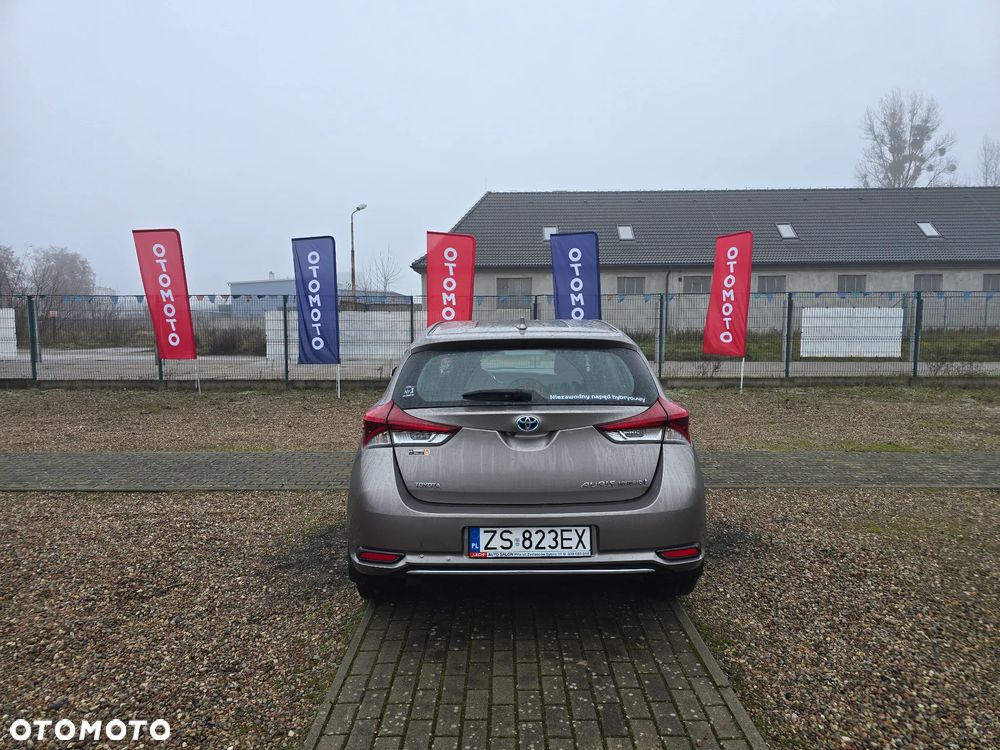 Toyota Auris - 7