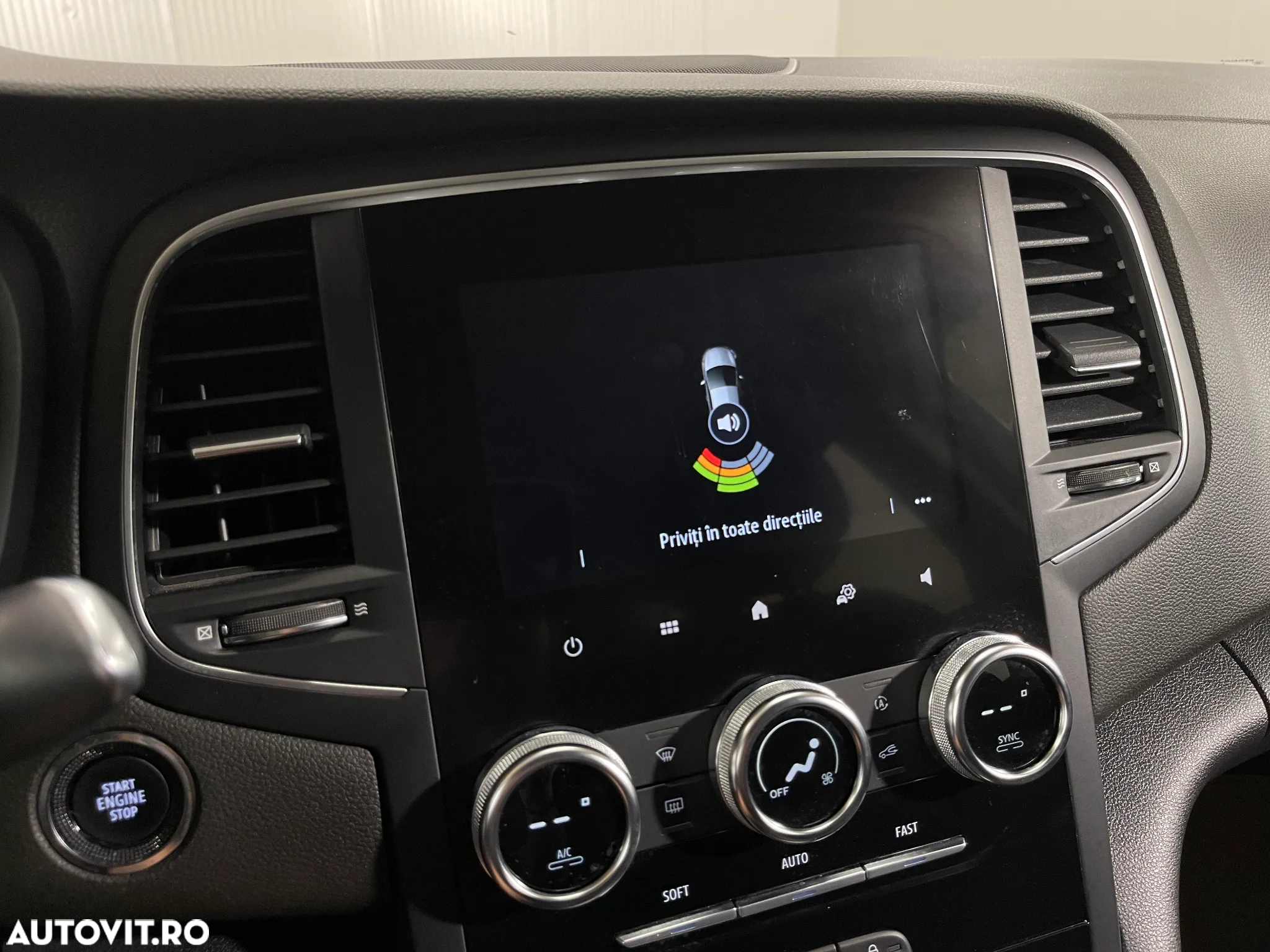 Renault Megane TCe 140 GPF Equilibre - 12