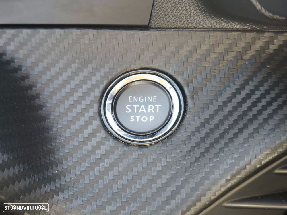 Peugeot 2008 PureTech 130 EAT8 Allure - 11