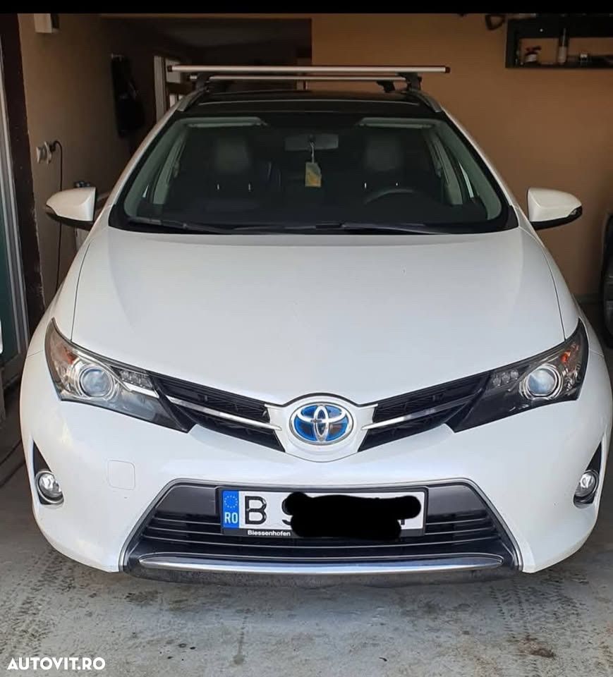 Toyota Auris 1.8 L VVT-i Hybrid Luna - 1