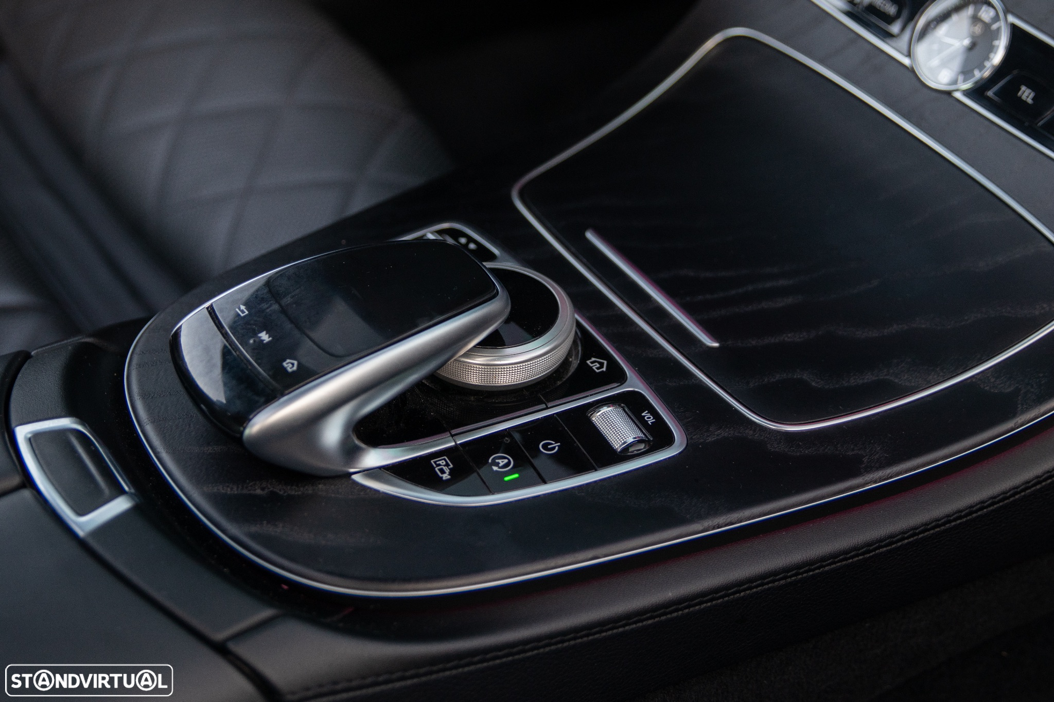 Mercedes-Benz E 53 AMG 4-Matic+ - 23