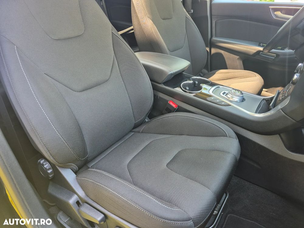 Ford S-Max 2.0 TDCi Powershift Titanium - 13