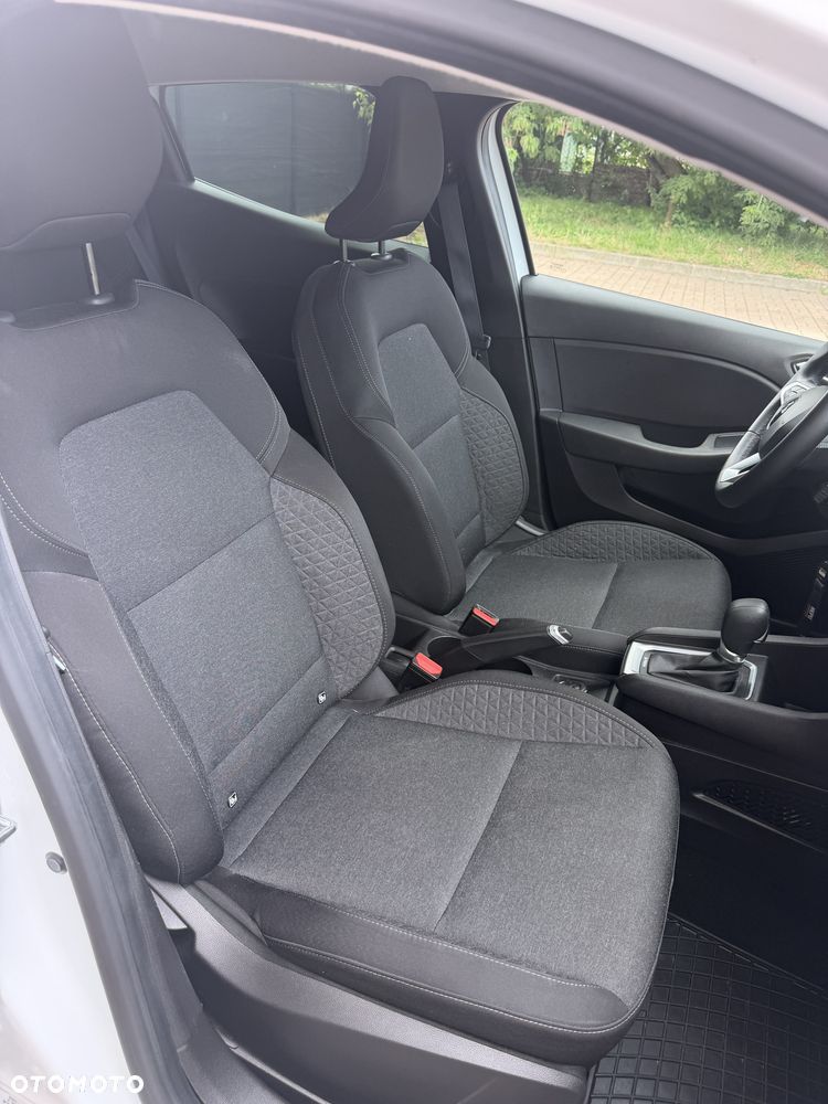 Renault Clio - 10