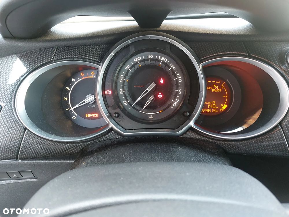 Citroën DS3 e-HDi 110 FAP SportChic - 9