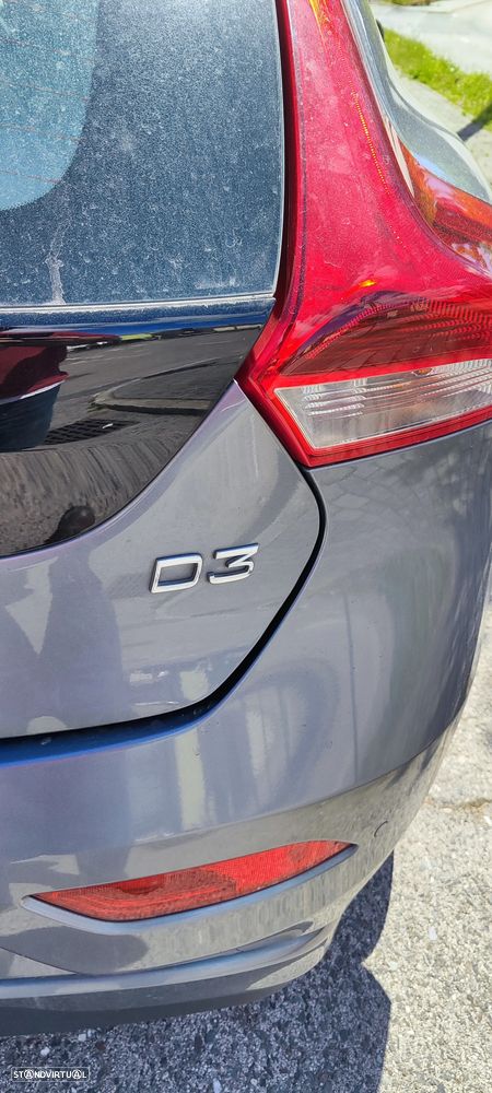 Volvo V40 2.0 D3 Summum - 13