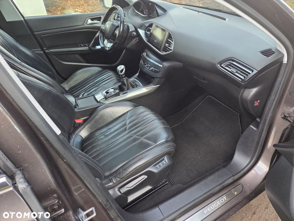 Peugeot 308 BlueHDi 120 Stop & Start Business-Line - 29