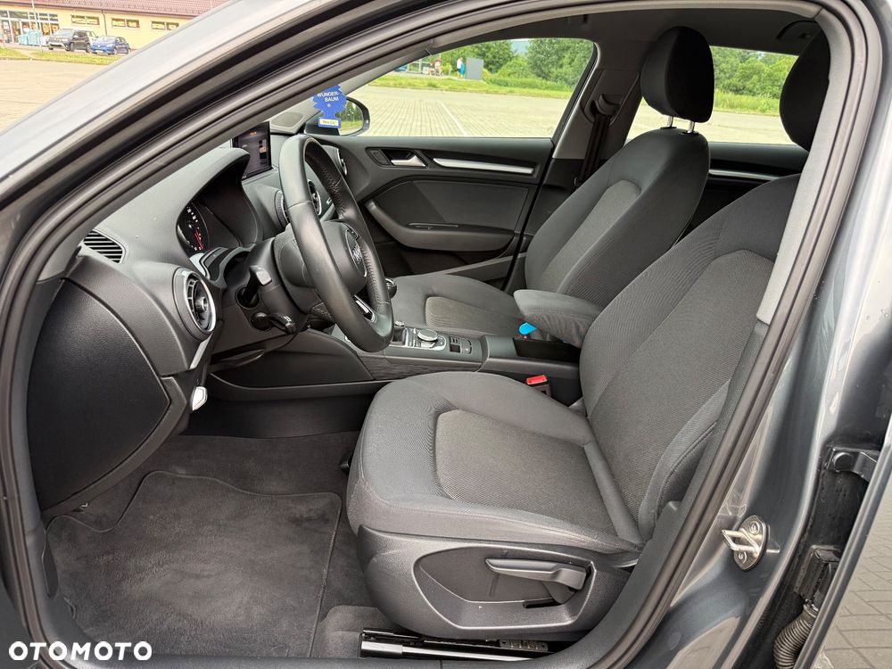 Audi A3 Sportback 30 TFSI - 14